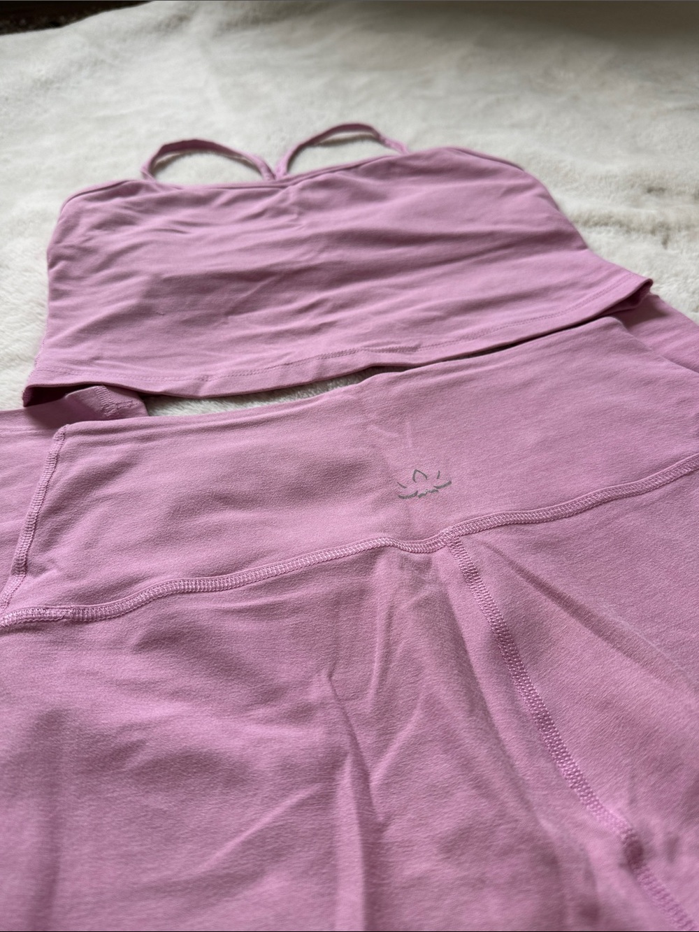 Beyond Yoga Workout Set - Picture 4 of 10